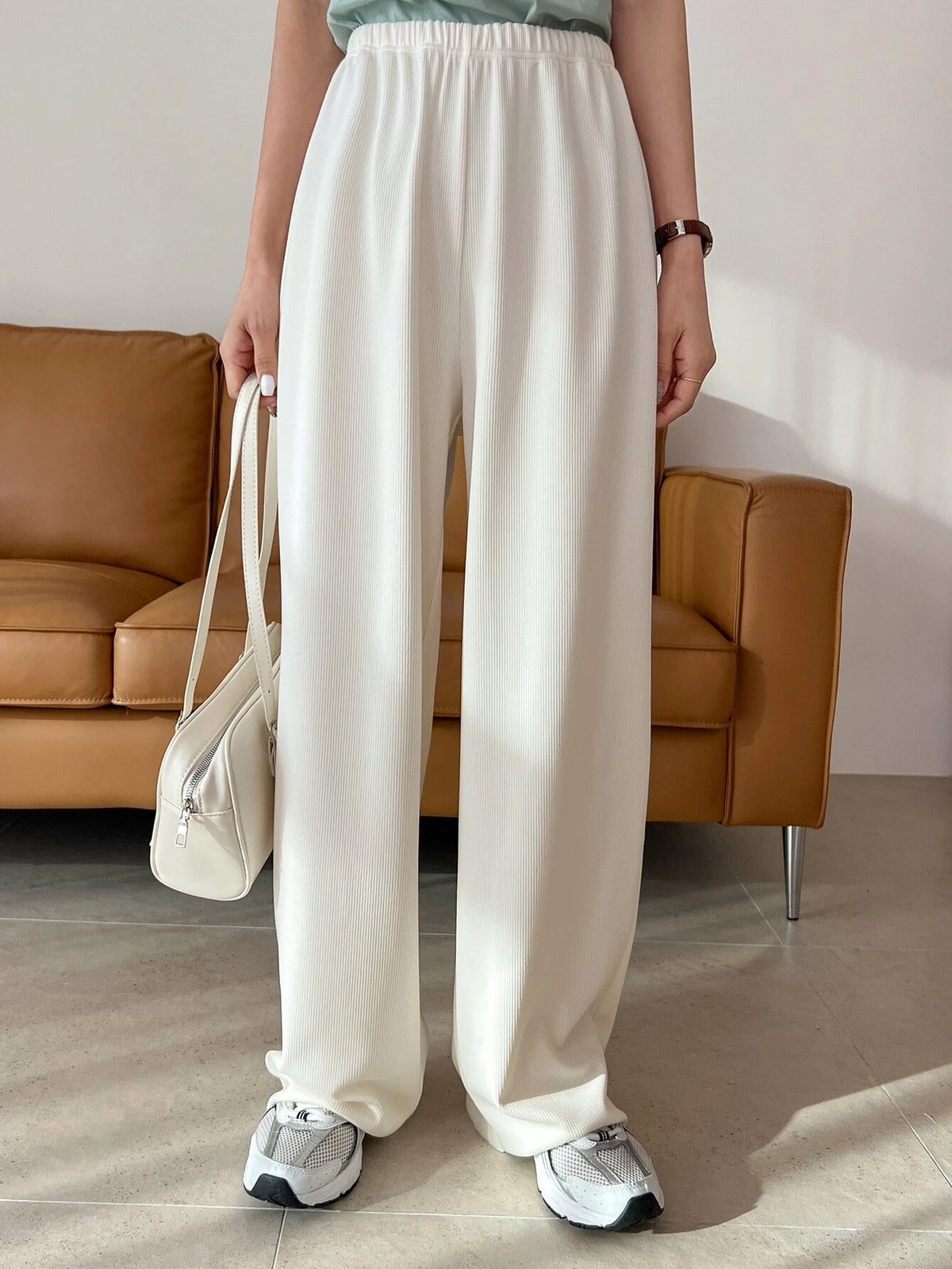 DAZY Solid Elastic Waist Sweatpants