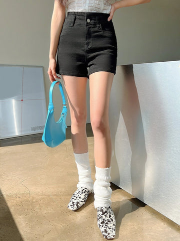 DAZY Solid Pocket Detail High Waist Shorts