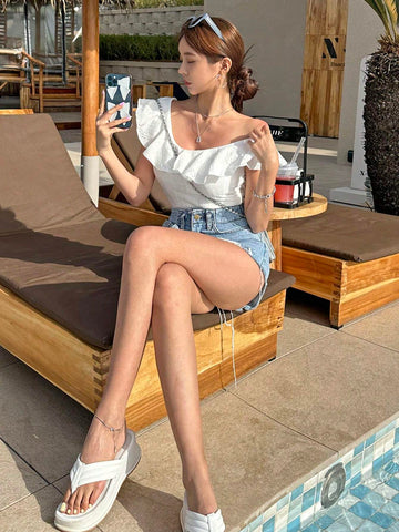 DAZY Solid Ruffle Trim Tee