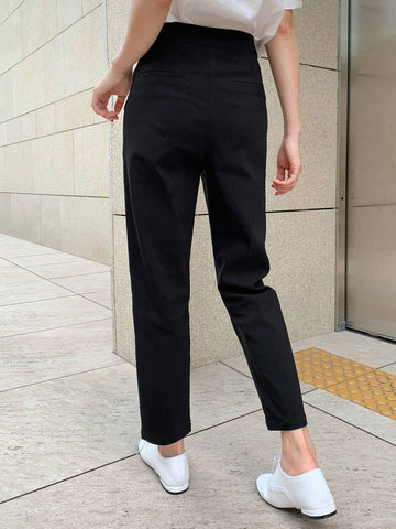 DAZY Solid Straight Leg Cropped Pants