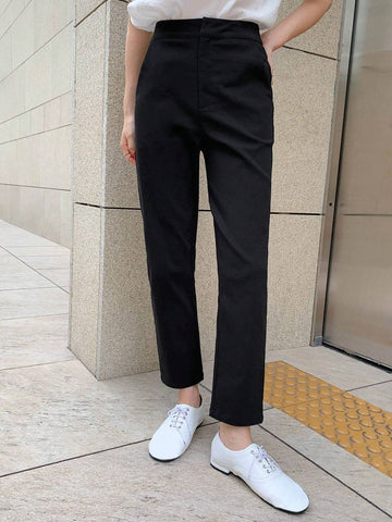DAZY Solid Straight Leg Cropped Pants