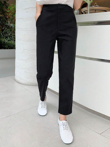 DAZY Solid Straight Leg Cropped Pants