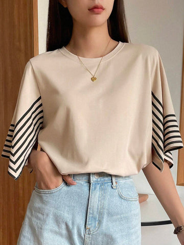 DAZY Striped Print Round Neck Tee