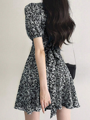 DAZY Summer Mini Floral Print Bubble Sleeve Dress