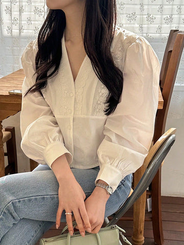 DAZY V-Neck Design Feminine Long Sleeve Blouse For Women