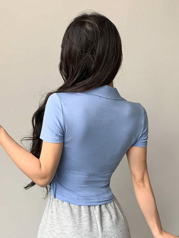 DAZY V-Neck Tie Detail Slim Fit Short Sleeve T-Shirt