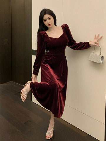 DAZY Women'S Sweetheart Neckline Long Sleeve Dress