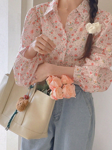 DAZY Women All-Over Print Casual Summer Vacation Long Sleeve Blouse