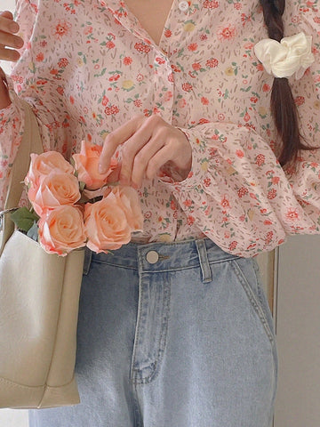 DAZY Women All-Over Print Casual Summer Vacation Long Sleeve Blouse