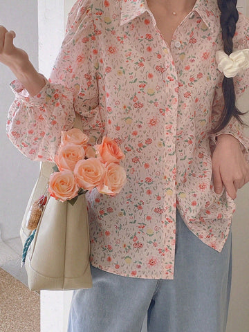 DAZY Women All-Over Print Casual Summer Vacation Long Sleeve Blouse