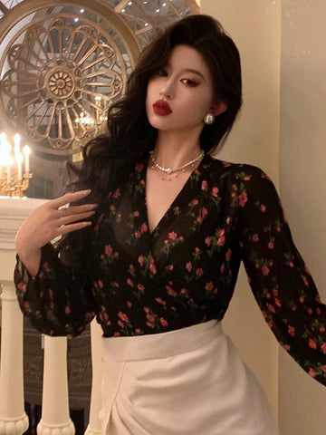 DAZY Women All Over Printed V-Neck Tie Shirt