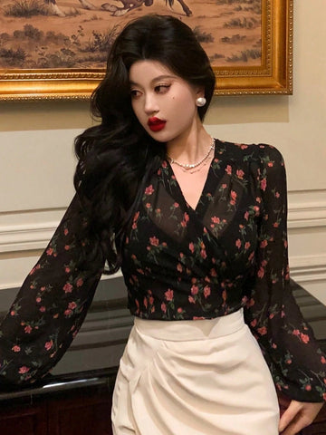 DAZY Women All Over Printed V-Neck Tie Shirt