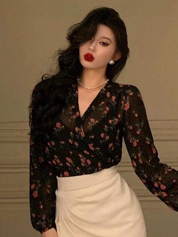 DAZY Women All Over Printed V-Neck Tie Shirt