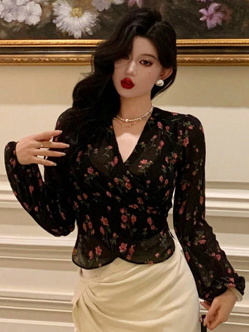 DAZY Women All Over Printed V-Neck Tie Shirt