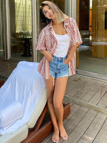 DAZY Women Holiday Casual Geometric Printed Short Sleeve Shirt