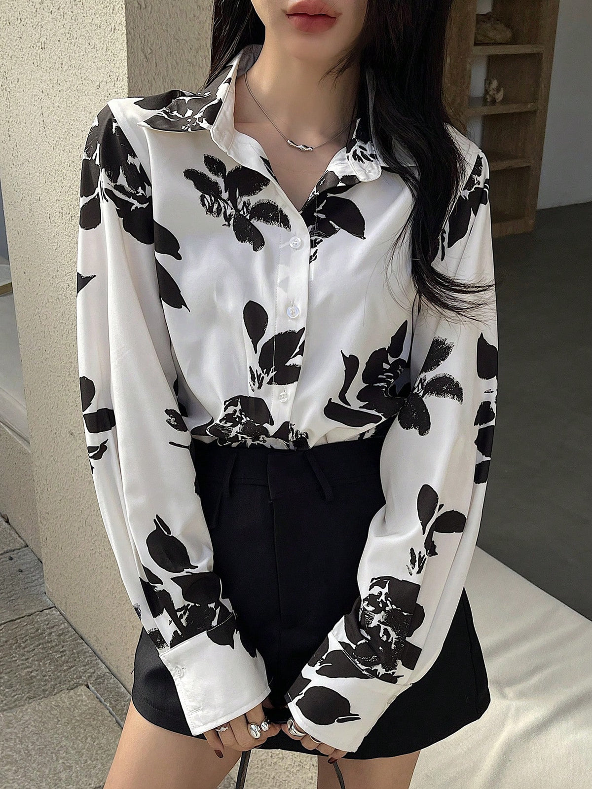 DAZY Women Loose Casual Blouse, Minimalist And Stylish For Everyday Wear