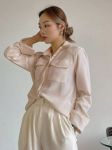DAZY Women Loose Collar Patchwork Pocket Casual T-Shirt Blouse