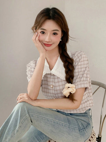 DAZY Women Short Sleeve Plaid Shirt With Contrasting Collar