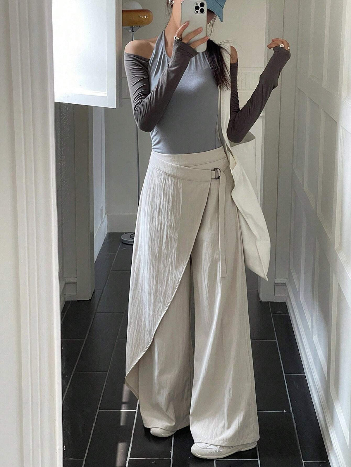 DAZY Women Solid Color Wide Leg Pants With Drawstring