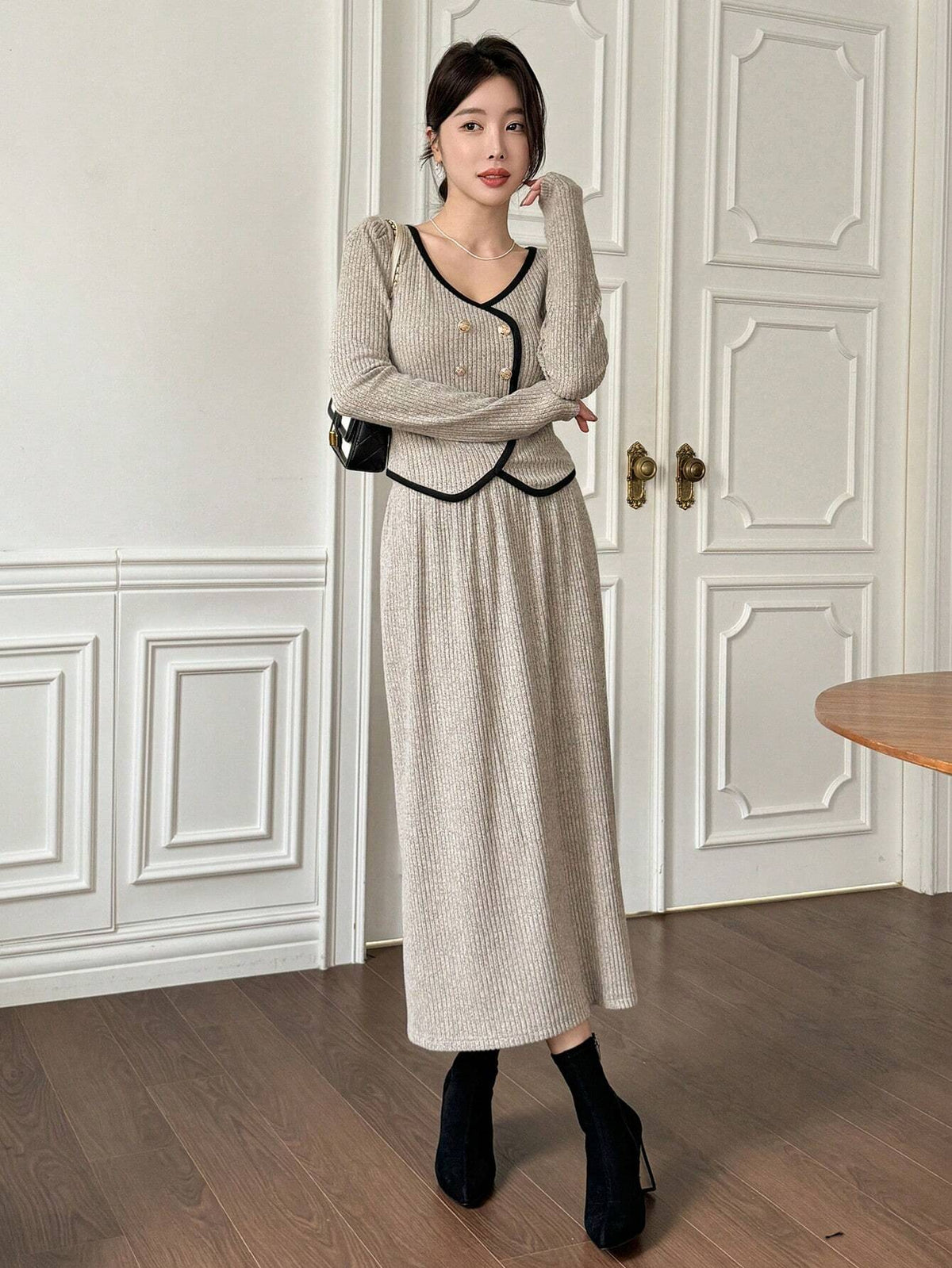 DAZY Women's 2-Piece Set: Contrast Color Trim Blouse & A-Line Skirt