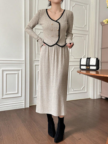 DAZY Women's 2-Piece Set: Contrast Color Trim Blouse & A-Line Skirt