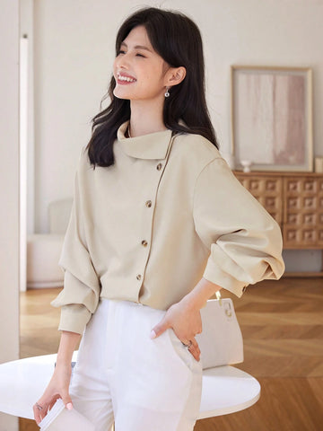 DAZY Women's Asymmetric Hem Collared Blouse, Ladylike