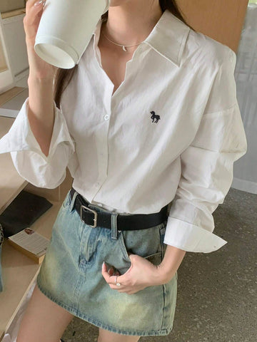 DAZY Women's Autumn Horse Pattern Drop Shoulder Long Sleeve Single Breasted Casual Loose Shirt