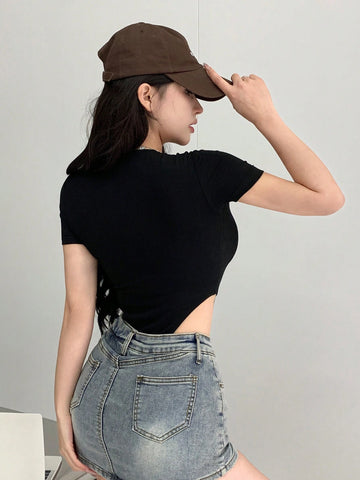 DAZY Women's Basic Solid Color Short Sleeve Bodysuit