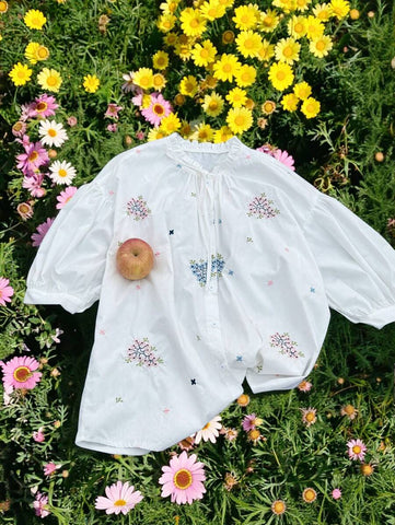 DAZY Women's Casual Embroidered Floral Round Neck Short Sleeve Blouse