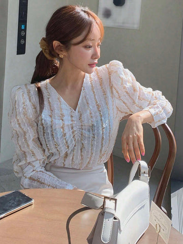 DAZY Women's Color-Blocked Striped V-Neck Puff Sleeve Blouse