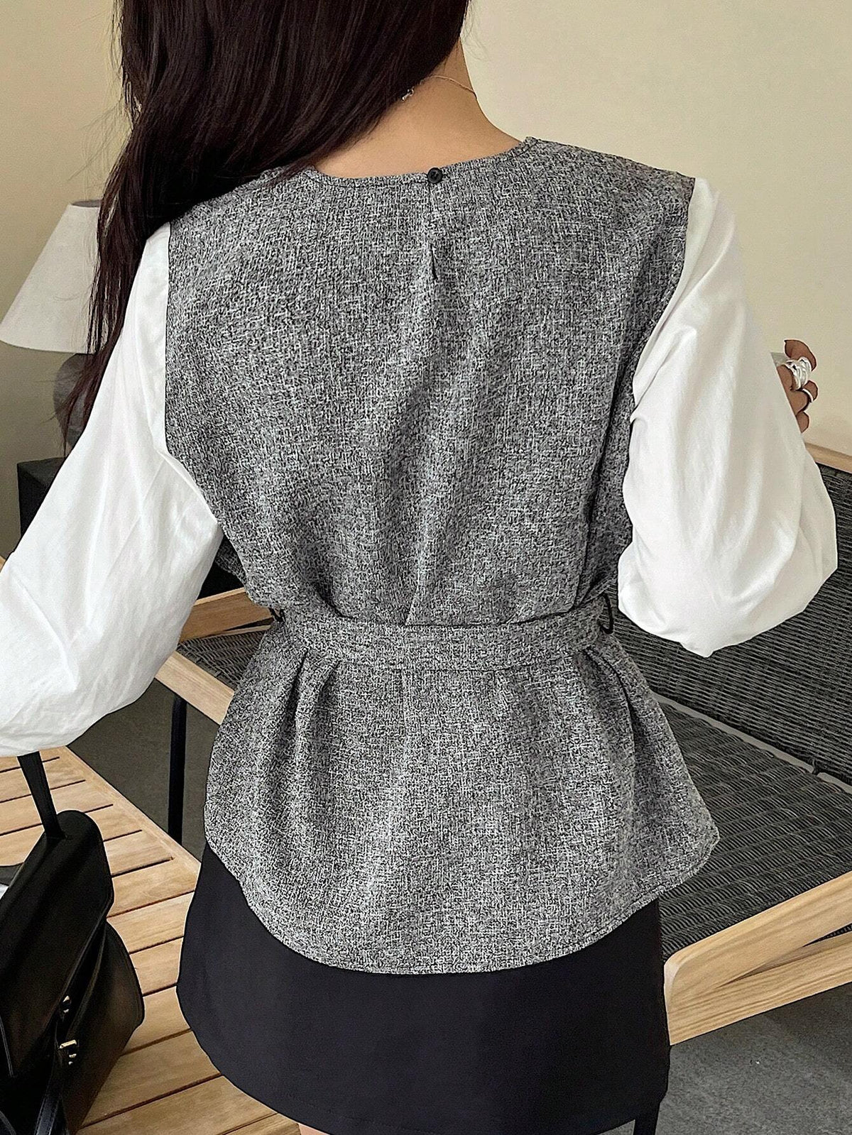 DAZY Women's Color Block Round Neck Belted Shirt