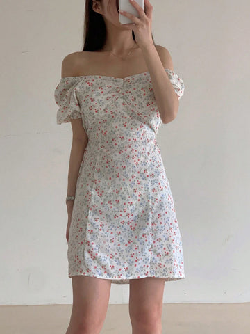 DAZY Women's Diamond Collar Floral Print Casual Fashionable Dress, Perfect For Spring/Summer Vacation