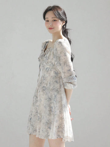 DAZY Women's Ditsy Floral Square Neck Long Sleeve Short Floral Dress