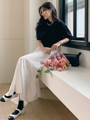 DAZY Women's Elastic Waist Pleated Skirt