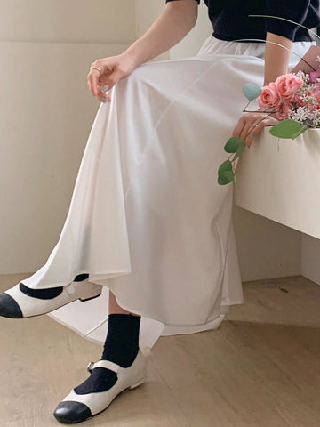 DAZY Women's Elastic Waist Pleated Skirt