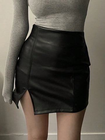 DAZY Women's Fashionable PU Leather Bodycon Slit Skirt For Spring/Autumn