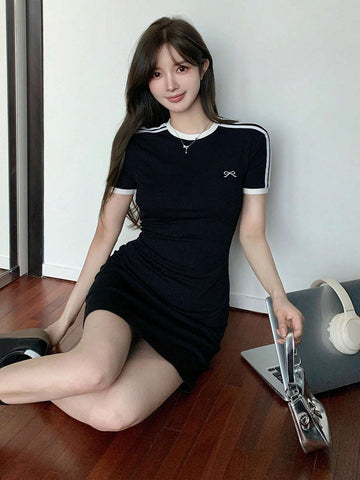 DAZY Women's Fitted Embroidery Bow Decor Short Sleeve Short Dress