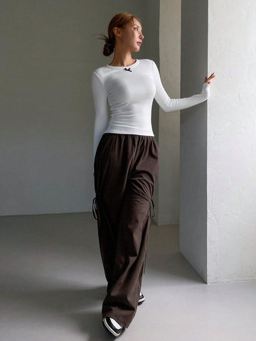 DAZY Women's Fleece-Lined Fitted Bowknot Decorated T-Shirt