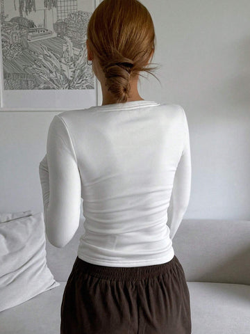 DAZY Women's Fleece-Lined Fitted Bowknot Decorated T-Shirt