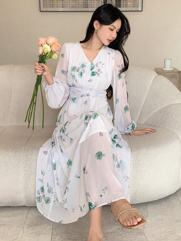 DAZY Women's Floral Printed Lantern Sleeve Dress