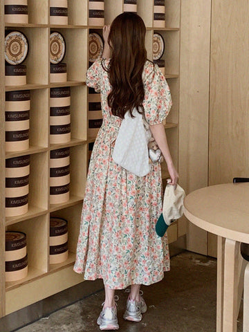 DAZY Women's Floral V-Neck Short Sleeve Dress