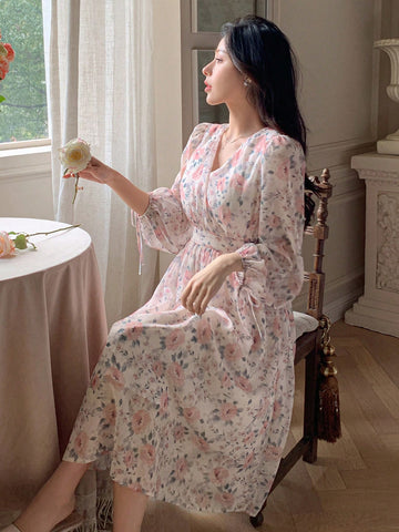 DAZY Women's Full Print V-Neck Lantern Long Sleeve Mid-Length Dress With Waist Tie