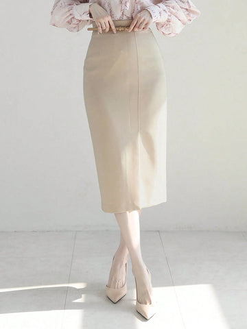 DAZY Women's Knee Length Mid-Rise Workwear Skirt