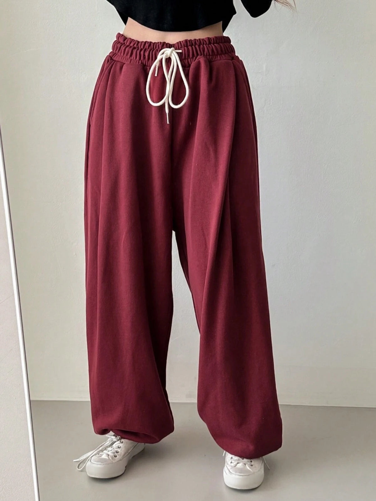 DAZY Women's Loose Elastic Waistband Street Style Sweatpants With Tie