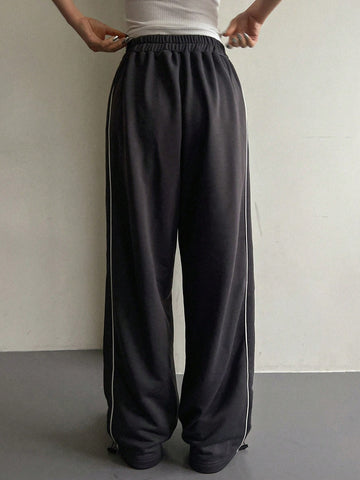 DAZY Women's Loose Fit Jogger Sweatpants With Elastic Waistband And Drawstring Hem