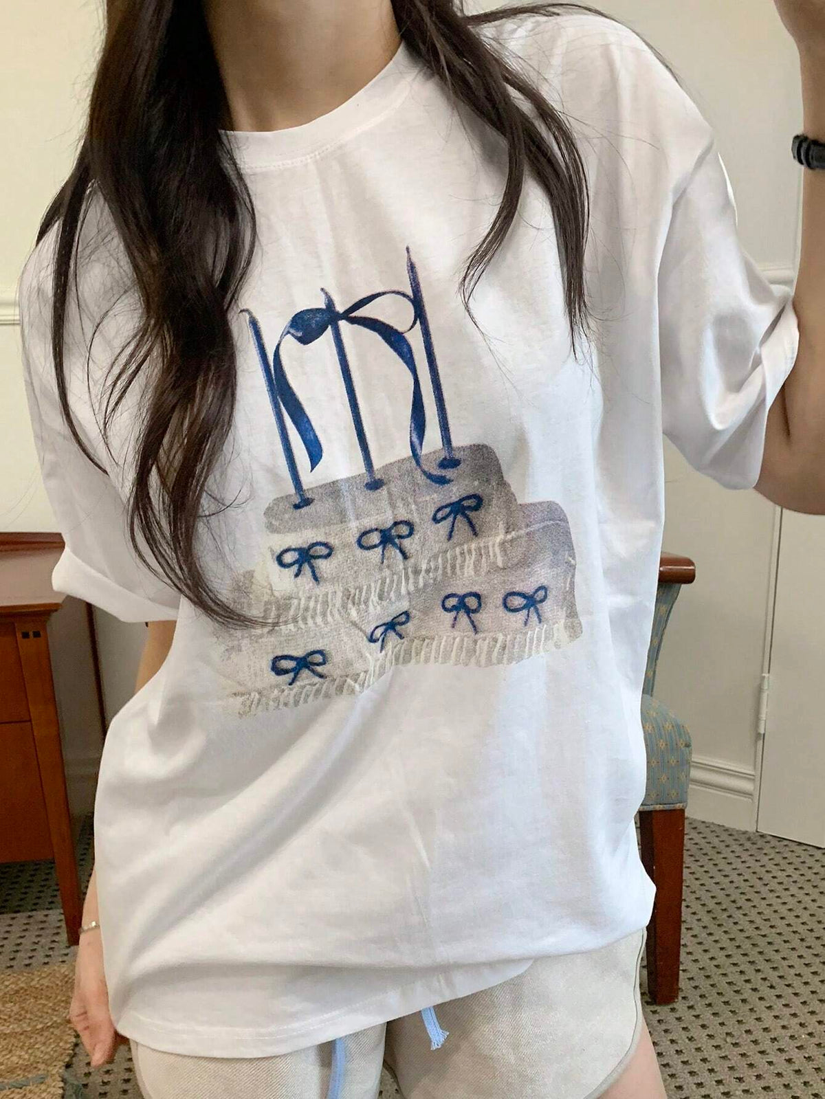 DAZY Women's Loose Fit Short Sleeve T-Shirt With Printed Pattern