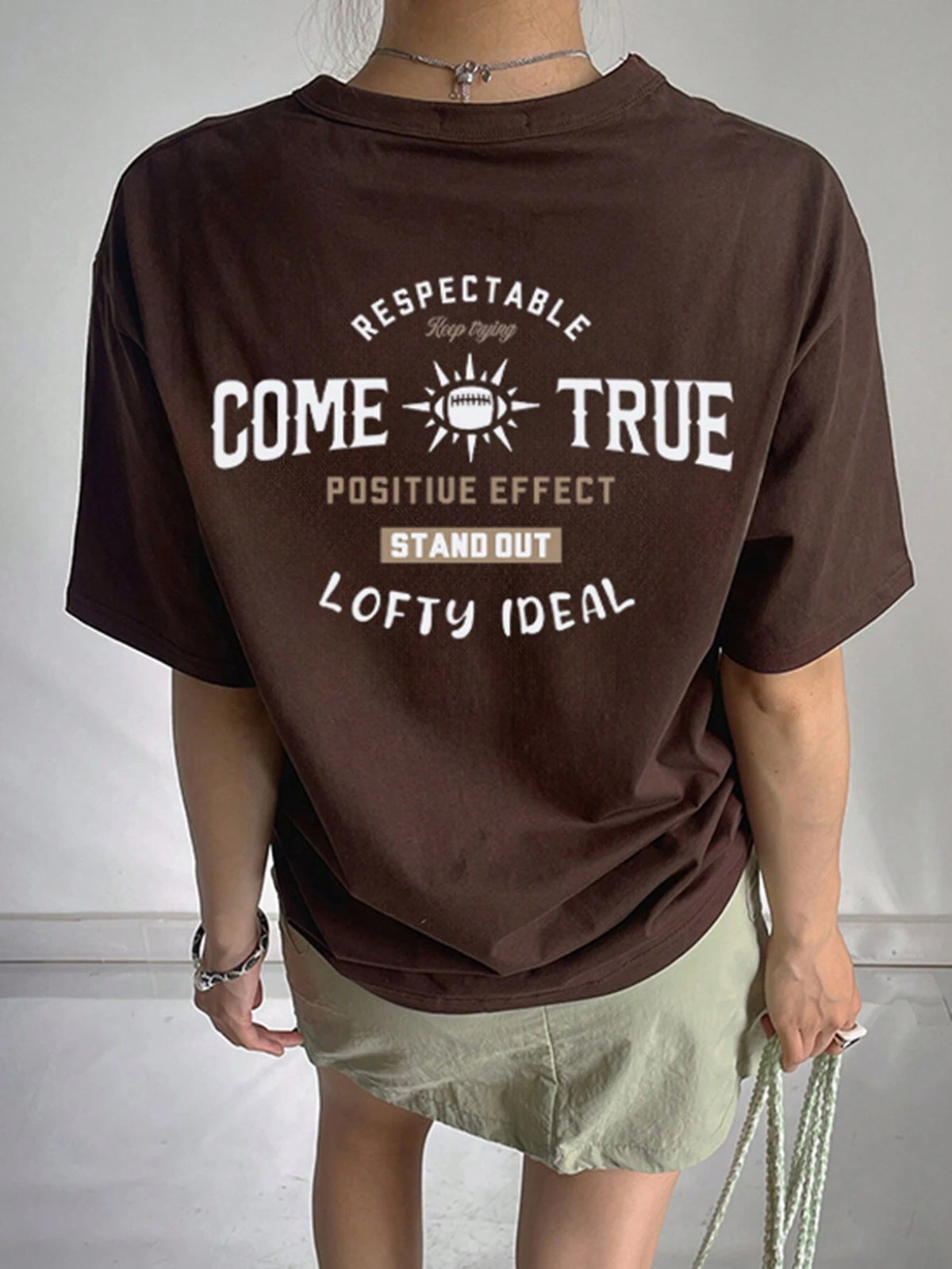 DAZY Women's Loose Short Sleeve Round Neck T-Shirt With Large Floral Print