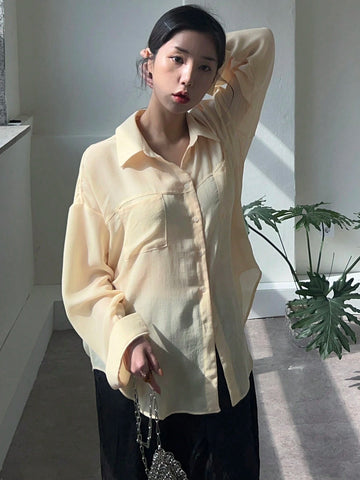 DAZY Women's Loose Solid Color Turndown Collar Pocket Casual Shirt, Spring/Autumn