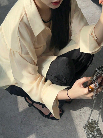 DAZY Women's Loose Solid Color Turndown Collar Pocket Casual Shirt, Spring/Autumn