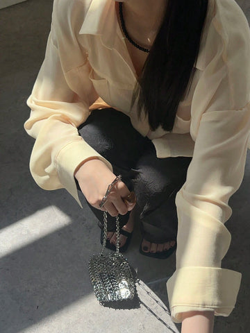 DAZY Women's Loose Solid Color Turndown Collar Pocket Casual Shirt, Spring/Autumn